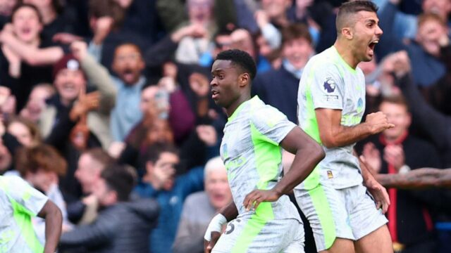 Man City sa vrhne na Arsenal bottlemageddon ako všetky oči na Etihad
