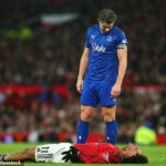 Manchester United v pondelok večer trpí na ihrisku aj mimo neho – Everton prišiel na Old Trafford v novembri a vyhral prvýkrát po 12 rokoch, aj keď sa znížil na 10 mužov