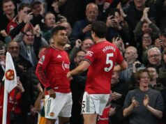 Man Utd na pokraji Ligy majstrov sa vracia ako brilantný Casemiro opäť žiari Casemiro oslavuje po strelení úvodného gólu Manchestru United proti Brentfordu