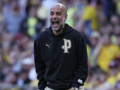 Manchester City zostali nahnevaní šéfmi Premier League, pretože nové televízne programy znamenajú, že tím Pepa Guardiolu odohrá tri zápasy v priebehu SEDEM dní – Arsenal tak má v napätom súboji o titul navrch. Manchester City zostali nahnevaní šéfmi Premier League, pretože nové televízne programy znamenajú, že tím Pepa Guardiolu odohrá tri zápasy v priebehu SEDEM dní – Arsenal tak má v napätom súboji o titul navrch.