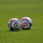 Manchester United obnovil záujem o krajného obrancu Barcelony na leto 2026