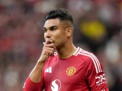 Manchester United zasadil obrovskú ranu, keď „Casemirova náhrada“ utrpela neúspech Casemiro v lete odchádza z Man Utd