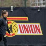 Marie-Louise Eta z Union Berlin si je vedomá špeciálneho postavenia v Bundeslige, ale chce sa sústrediť na futbal