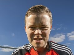 Mark Goldbridge povedal legende Man United Rio Ferdinandovi, aby počas online sporu „prestal“ týždeň po tom, ako sa YouTuber spojil s Garym Nevilleom YouTuber a fanúšikovia Man United Mark Goldbridge povedal Rio Ferdinandovi, aby „prestal“ počas sporu na sociálnych sieťach