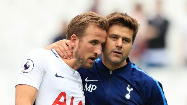 Mauricio Pochettino a Harry Kane počas spoločného pôsobenia v Tottenhame