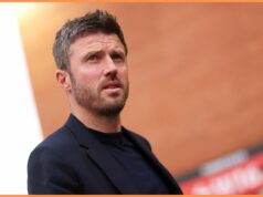 Michael Carrick naznačuje, že chce prácu v Man United Michael Carrick naznačuje, že chce prácu v Man United