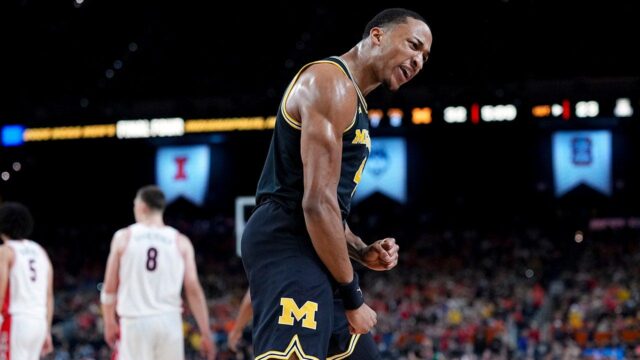 Michigan Wolverines porazil Arizonu, aby dosiahol národný šampionát Michigan Wolverines porazil Arizonu, aby dosiahol národný šampionát