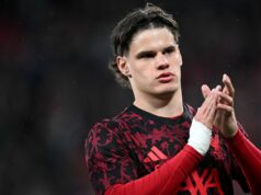 Milos Kerkez z Liverpoolu má mimoriadny nárok na Andyho Robertsona pred odchodom z Anfieldu Miloš Kerkez označil Andyho Robertsona za najlepšieho ľavého obrancu Premier League