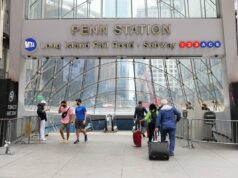 NYC zakazuje držiteľom vstupeniek na Penn Station v dňoch zápasov majstrovstiev sveta: správa Podľa navrhovaných bezpečnostných opatrení by držitelia lístkov na majstrovstvá sveta museli používať vyhradené vstupy na 32. a 33. ulici, zatiaľ čo pasažieri Amtrak a Long Island Rail Road budú presmerovaní inam (Getty Images).