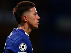 Najnovšie Enzo Fernandez ako Liam Rosenior urobil záhadný vstup medzi Chelsea a Man Utd Enzo Fernandez