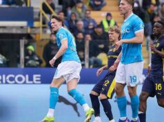 Neapol sa pošmykol aj napriek ďalšiemu gólu McTominaya Neapol sa pošmykol aj napriek ďalšiemu gólu McTominaya