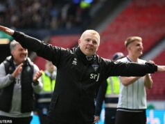 „Nebudeme sa báť Celticu,“ hovorí šéf Dunfermline Neil Lennon, keď si vychutnáva emocionálne stretnutie s mentorom Martinom O’Neillom. Šéf Dunfermline Neil Lennon letí vysoko po ich semifinálovom víťazstve Škótskeho pohára v Hampdene