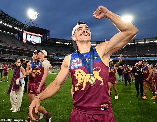 Ničí hudba nohy? Fanúšikovia a odborníci sú rozdelení, keďže zápasy Hviezda Brisbane Lions Charlie Cameron bude môcť spievať Take Me Home Country Roads, ak sa jeho tím tento rok opäť dostane do veľkého finále – no mnohí fanúšikovia hovoria, že melódie na hrách prekročili hranicu