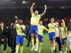 Nie je to náhoda, pretože Eckert’s Saints mieria na Wembley treble Hráči Southamptonu oslavujú so zdvihnutými rukami a vyskakujúcimi do vzduchu