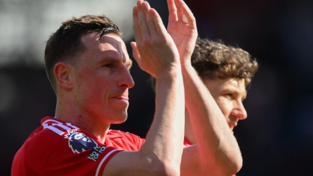 Nottingham Forest odhaľuje os dvoch hráčov, aby sa vyhol zostupu v remíze Aston Villy
