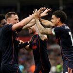 Nottingham Forest prekonal ŠTYRI cez Sunderland v ohromujúcom bleskovom útoku v prvom polčase, keď Vitor Pereira vyzeral na osembodový náskok pred bojujúcim Tottenhamom