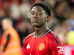 Nová zmluva Kobbie Mainoo s Man Utd bola „odsúhlasená“ pri prestavbe stredopoliara Kobbie Mainoo