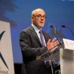 Nový prezident Marseille Stéphane Richard sa na prvej tlačovej konferencii vyjadril k výdavkom Liverpoolu