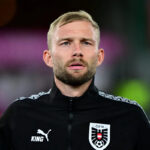 Obranca Bayernu očakáva intenzívny boj proti Realu Madrid: „Musíme byť lepší ako oni“