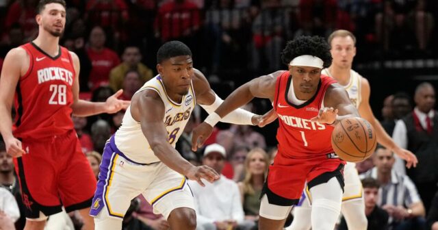 Obratom sužovaný Lakers nedokázali vytiahnuť sweep so stratou Rockets
