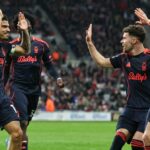Hráči Nottinghamu Forest oslavujú víťazstvo 5:0 na ihrisku Sunderlandu