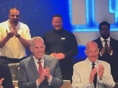 Obri, ktorí čelia otázkam, ako kontroverzný predseda Steve Tisch je videný v miestnosti draftu… týždne po tom, čo bol menovaný v Epsteinových spisoch Steve Tisch zostal v čele a stredobodom operácie Giants NFL Draft, napriek väzbám na Epsteina