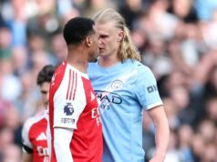 Obvinenie zo strany VAR sa spustilo po hlavičke Gabriela na Erlinga Haalanda a odmietnutie udeliť červenú kartu Gabriel z Arsenalu sa stretne s Erlingom Haalandom z Manchestru City