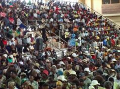 Obyvatelia Zimbabwe sa obávajú, že plánovaná ústavná zmena zabije politické voľby | Volebné správy Obyvatelia Zimbabwe sa obávajú, že plánovaná ústavná zmena zabije politické voľby | Volebné správy