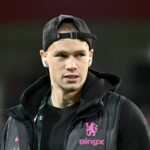 HEIDENHEIM, NEMECKO – 28. NOVEMBRA: Mykhaylo Mudryk z Chelsea kontroluje ihrisko pred zápasom fázy MD4 Ligy UEFA 2024/25 medzi 1. FC Heidenheim 1846 a Chelsea FC vo Voith-Arena 28. novembra 2024 v nemeckom Heidenheime. (Foto Sebastian Widmann – UEFA/UEFA cez Getty Images)