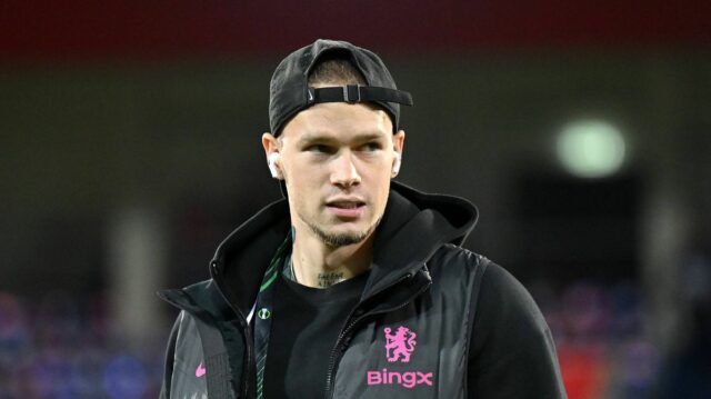 Odhalená nálada Mykhaila Mudryka a to, čo hviezda Chelsea robí HEIDENHEIM, NEMECKO – 28. NOVEMBRA: Mykhaylo Mudryk z Chelsea kontroluje ihrisko pred zápasom fázy MD4 Ligy UEFA 2024/25 medzi 1. FC Heidenheim 1846 a Chelsea FC vo Voith-Arena 28. novembra 2024 v nemeckom Heidenheime. (Foto Sebastian Widmann – UEFA/UEFA cez Getty Images)