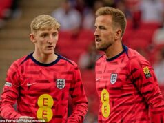 Odhalené: Úloha, ktorú by mohol hrať Harry Kane pri presviedčaní TOHTO anglického spoluhráča, aby sa toto leto pripojil k Bayernu Mníchov Všestrannosť Anthonyho Gordona v prednej línii – najmä po prechode z ľavého krídelníka na útočníka v tejto sezóne – upútala pozornosť nemeckého šampióna.