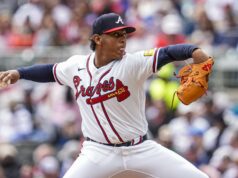 Odvážlivci propagujú RHP Didier Fuentes, shuffle rotácie MLB: Kansas City Royals v Atlanta Braves
