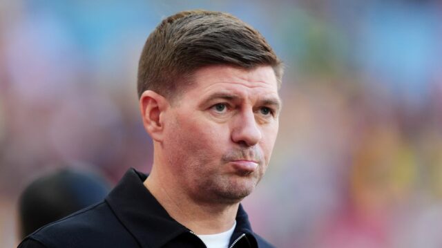 Steven Gerrard v apríli 2026