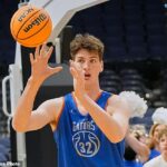 Na prestupový portál vstúpi Olivier Rioux z Floridy, najvyšší vysokoškolský basketbalista sveta