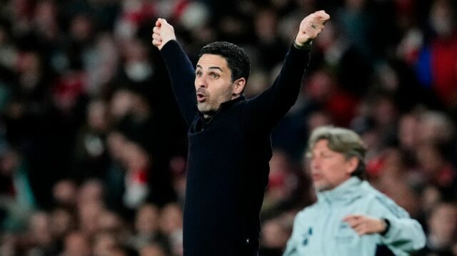 Opakujúce sa rozhodnutie Mikela Artetu, ktoré by mohlo stáť Arsenal po žrebovaní Ligy majstrov
