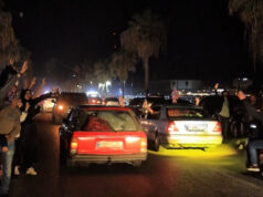 Oslavy na ceste, keď sa ľudia začínajú vracať do južného Libanonu | Newsfeed Oslavy na ceste, keď sa ľudia začínajú vracať do južného Libanonu | Newsfeed