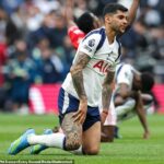 Kapitán Tottenhamu Cristian Romero má podľa jeho otca v zmluve klauzulu o uvoľnení