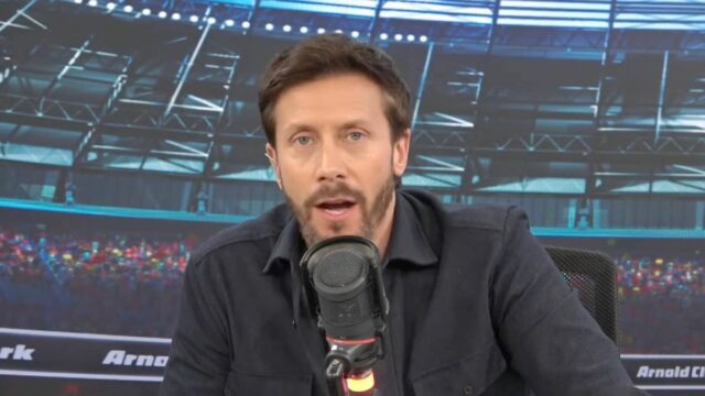 Sam Matterface hovorí v rádiu