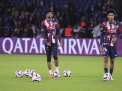 PSG uprednostňuje predĺženie zmlúv s Bradley Barcolou a Sennym Mayulu PSG uprednostňuje predĺženie zmlúv s Bradley Barcolou a Sennym Mayulu