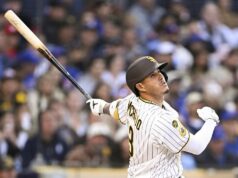 Padres‘ Manny Machado ‚v poriadku‘ po opustení hry s uvoľnením nohy MLB: Chicago Cubs v San Diegu Padres