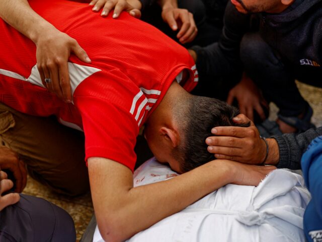 Paľba izraelskej armády na vozidlo WHO na juhu Gazy zabila jedného, ​​hlásia zdravotníci | Správy o konflikte medzi Izraelom a Palestínou
