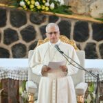 Pápež Leo odsudzuje svet, ktorému vládnu „tyrani“ po Trumpových útokoch | Správy