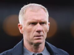 Paul Scholes ukazuje prstom na majiteľov Chelsea kvôli strašnému rozhodnutiu – „Jednoducho šialené“ Paul Scholes si vzal na mušku Chelsea