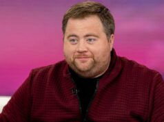 Paul Walter Hauser vyhráva pouličný boj v Las Vegas proti QT Marshallovi Paul Walter Hauser vyhráva pouličný boj v Las Vegas proti QT Marshallovi