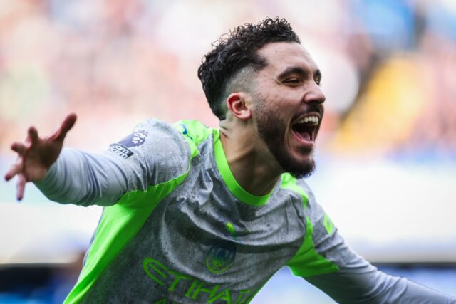 Pep Guardiola a Rayan Cherki uložili do postele príbeh okolo Download app from appStore