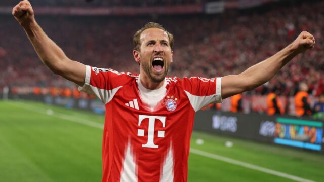 Harry Kane oslavuje víťazstvo po štvrťfinále Bayernu Ligy majstrov nad Realom Madrid.
