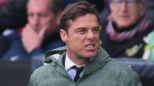 Po neuveriteľnom vyčíňaní proti AI, robotom a počítačom prichádza Parker vrece
