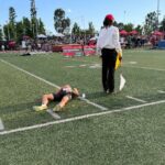 Po páde počas prekážok sa Beckham Borquez opäť zdvihne