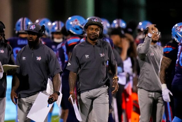 Po zatknutí DWI tréner Aviators Ted Ginn Jr. prehral s Syndication: The Columbus Dispatch