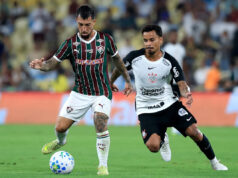 Po zlom v zápase Flu proti Timãu, stredopoliar odišiel kvôli obscénnemu gestu, sledujte Download app from appStore